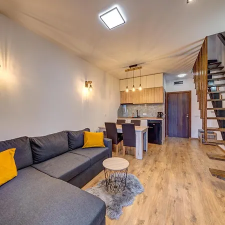 סמוליאן Skyday Penthouse Deluxe At Oak Residence מראה חיצוני תמונה