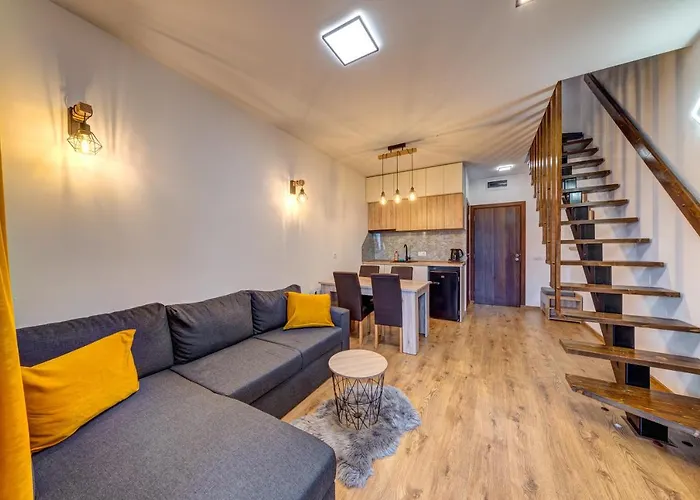 Skyday Penthouse Deluxe At Oak Residence