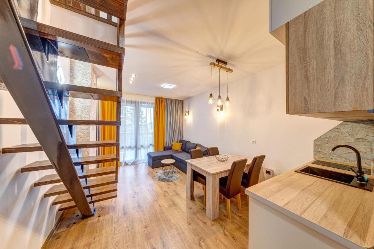 Skyday Penthouse Deluxe At Oak * Smoljan