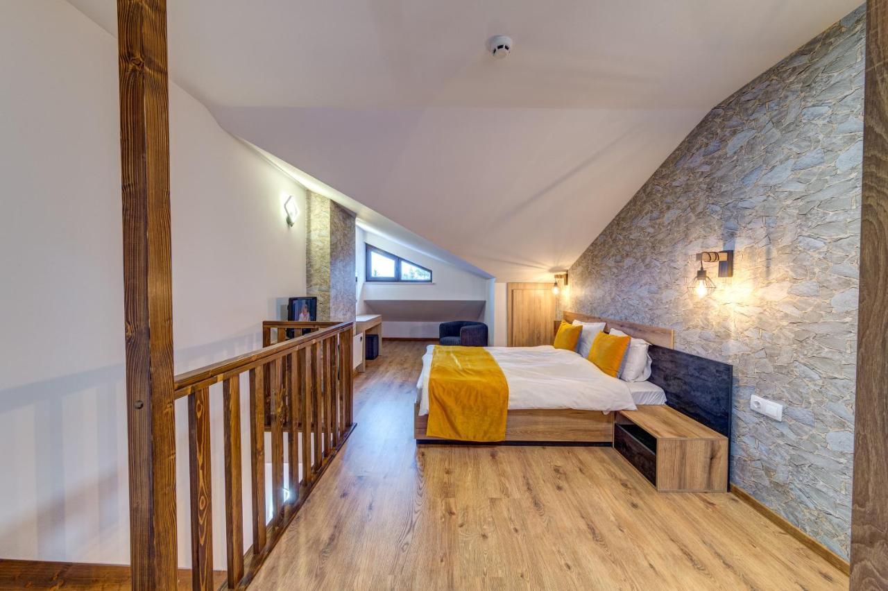 Skyday Penthouse Deluxe At Oak Smoljan